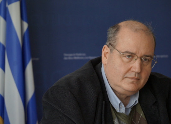 filis simaia xamogelo400px