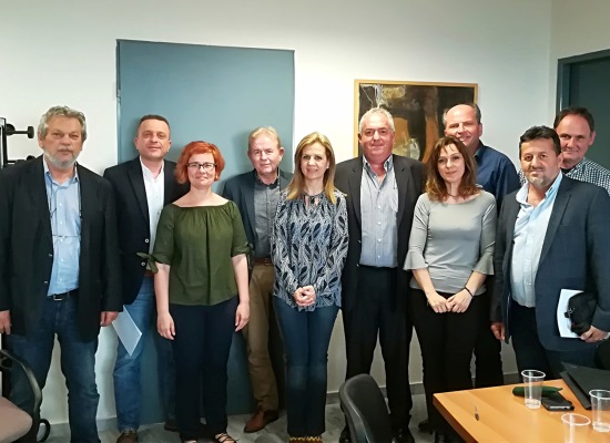 tzoufi eeeek 550 400