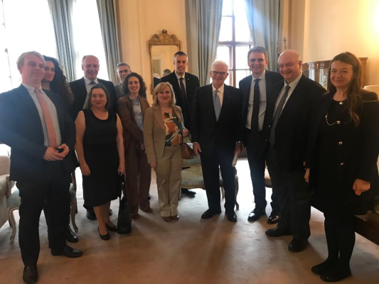 beae0b97 a947 4006 9363 8f11fe1dc272