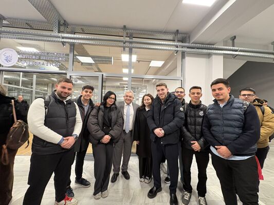 51605629 e959 4ffa b8a4 cb6777e15fec